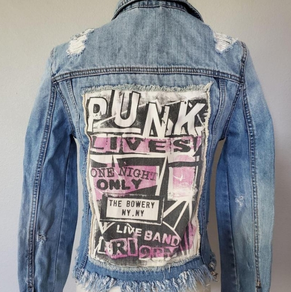 Aeropostale punk rock denim jean jacket for the punk in us all! - Picture 2 of 13